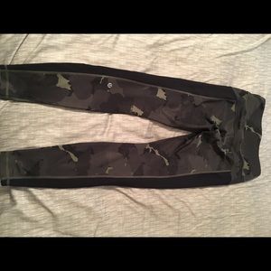 Lululemon Leggings 🍋 Limited Edition Camo